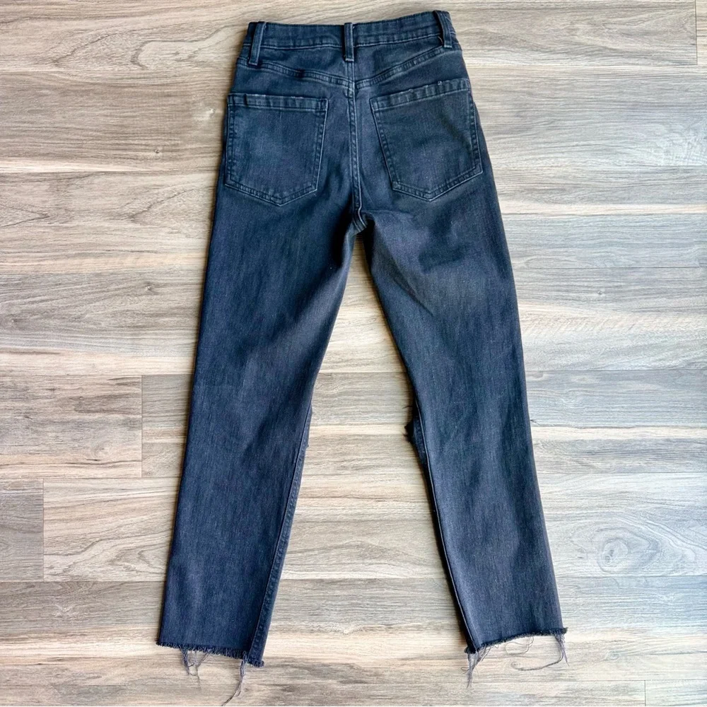 Wild Fable Size 00 High‎ Rise Distressed Straight Leg Jeans Black